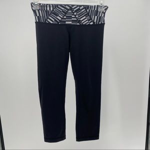 Lululemon Leggings Black and white Band Size 6